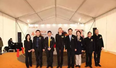 KUKA機(jī)器人欲擴(kuò)大在華產(chǎn)能 中國(guó)二期廠房開(kāi)建！