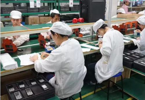 服務機器人產業“爆紅”，但深圳企業這次不是為了賺快錢